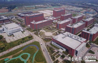 航拍山東第一醫(yī)科大學(xué)濟南校區(qū) 一年建成如魔術(shù)，電力系統(tǒng)全面安裝